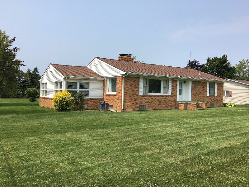 412 Center Dr.